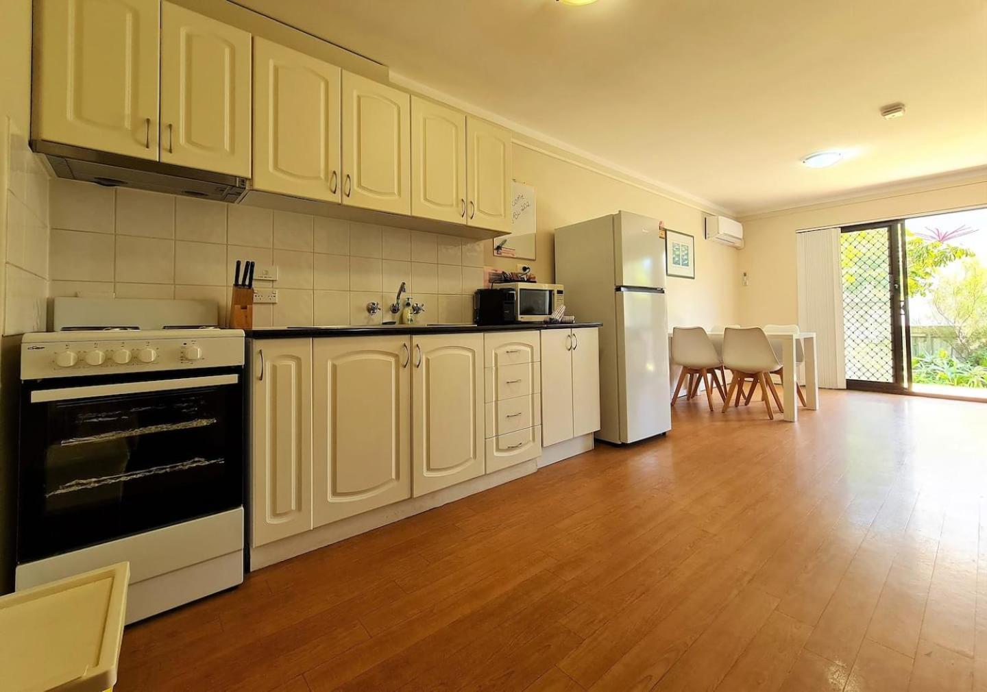 West Beach Lagoon 202 - Quiet & Ground Floor! เพิร์ท ภายนอก รูปภาพ